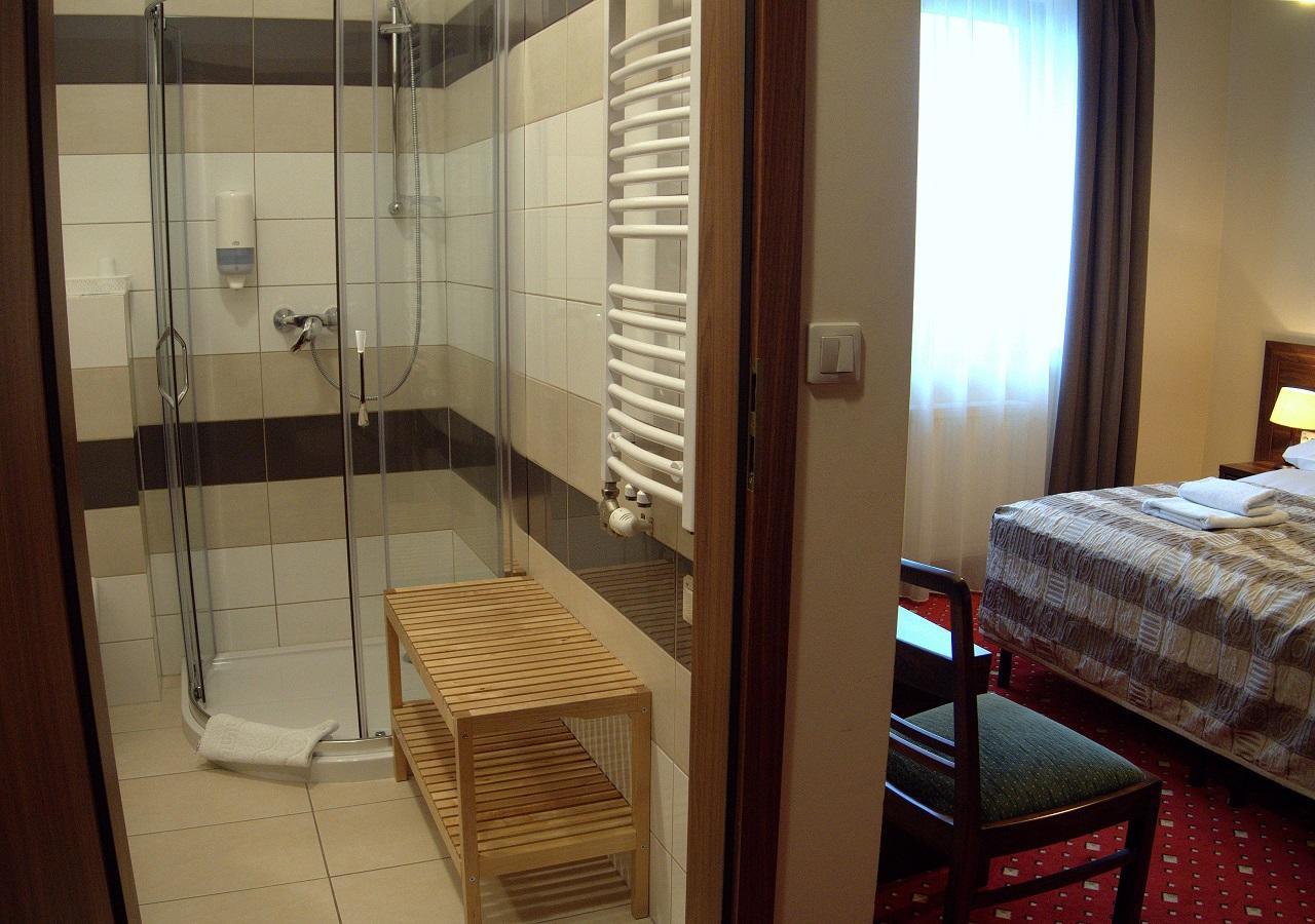 Hotel Kochanow Kochanow  Ngoại thất bức ảnh