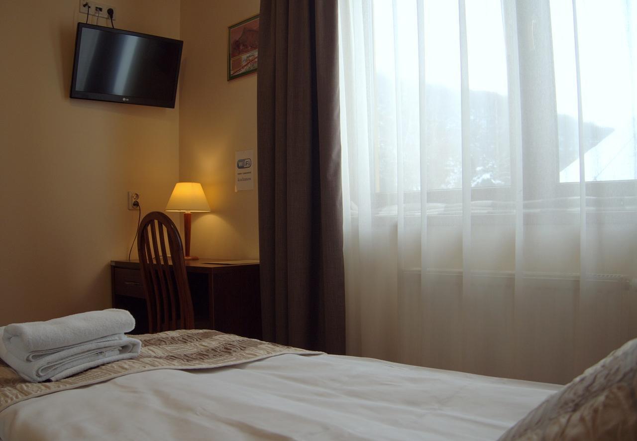 Hotel Kochanow Kochanow  Ngoại thất bức ảnh